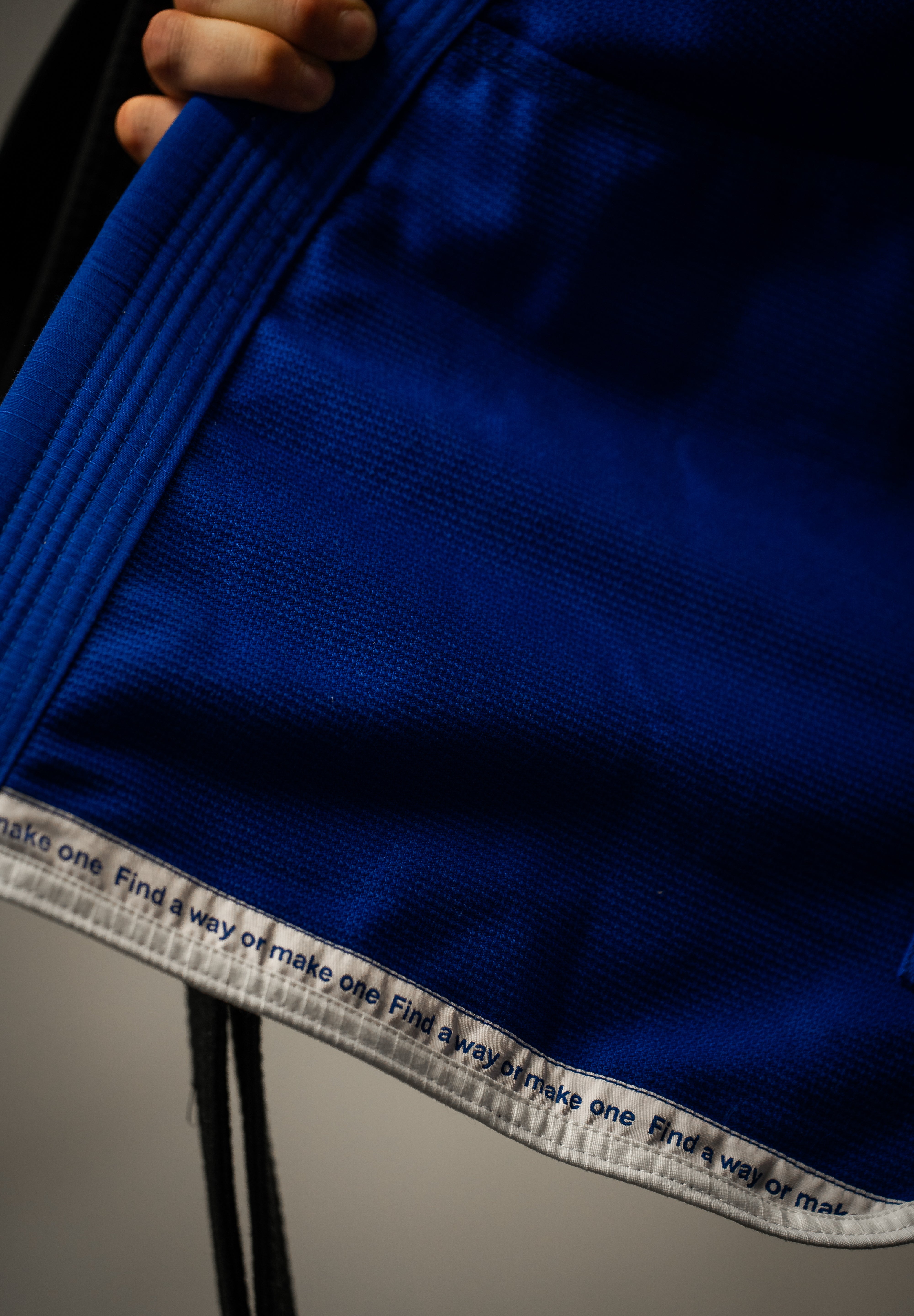 WHITE SERIES GI - BLUE